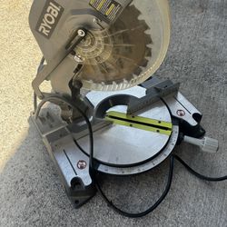 Ryobi saw 
