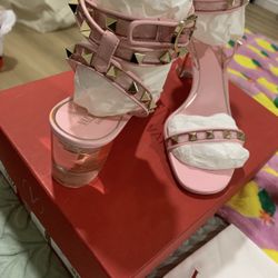 Women’s Valentino’s Size 7