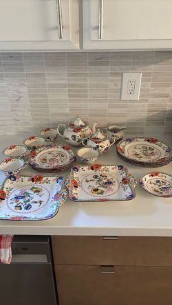 Persiana-antique floral Dinnerware and Tea Set