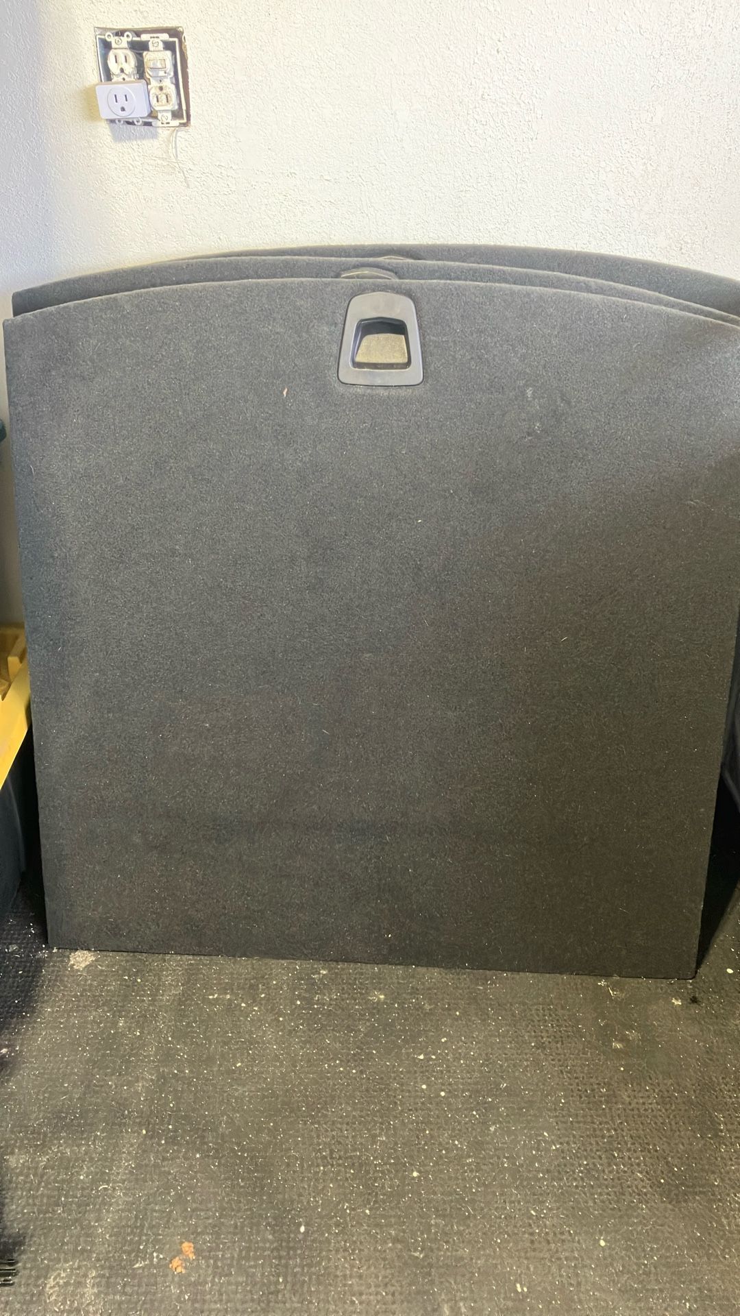 Chevy blazer Trunk cover