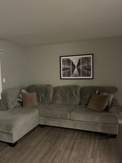 Sectional couch
