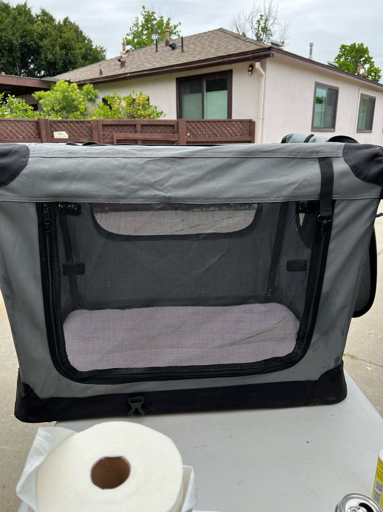Orvis HoseOff Folding Dog Travel Crate for Sale in Los Angeles, CA