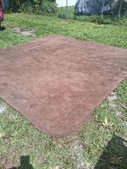 VERY NICE LARGE 11 FT BY 11 FT AREA RUG