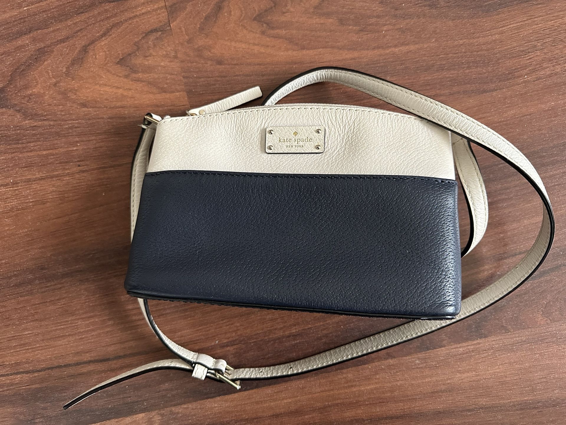 Kate Spade Bag in GREAT condition