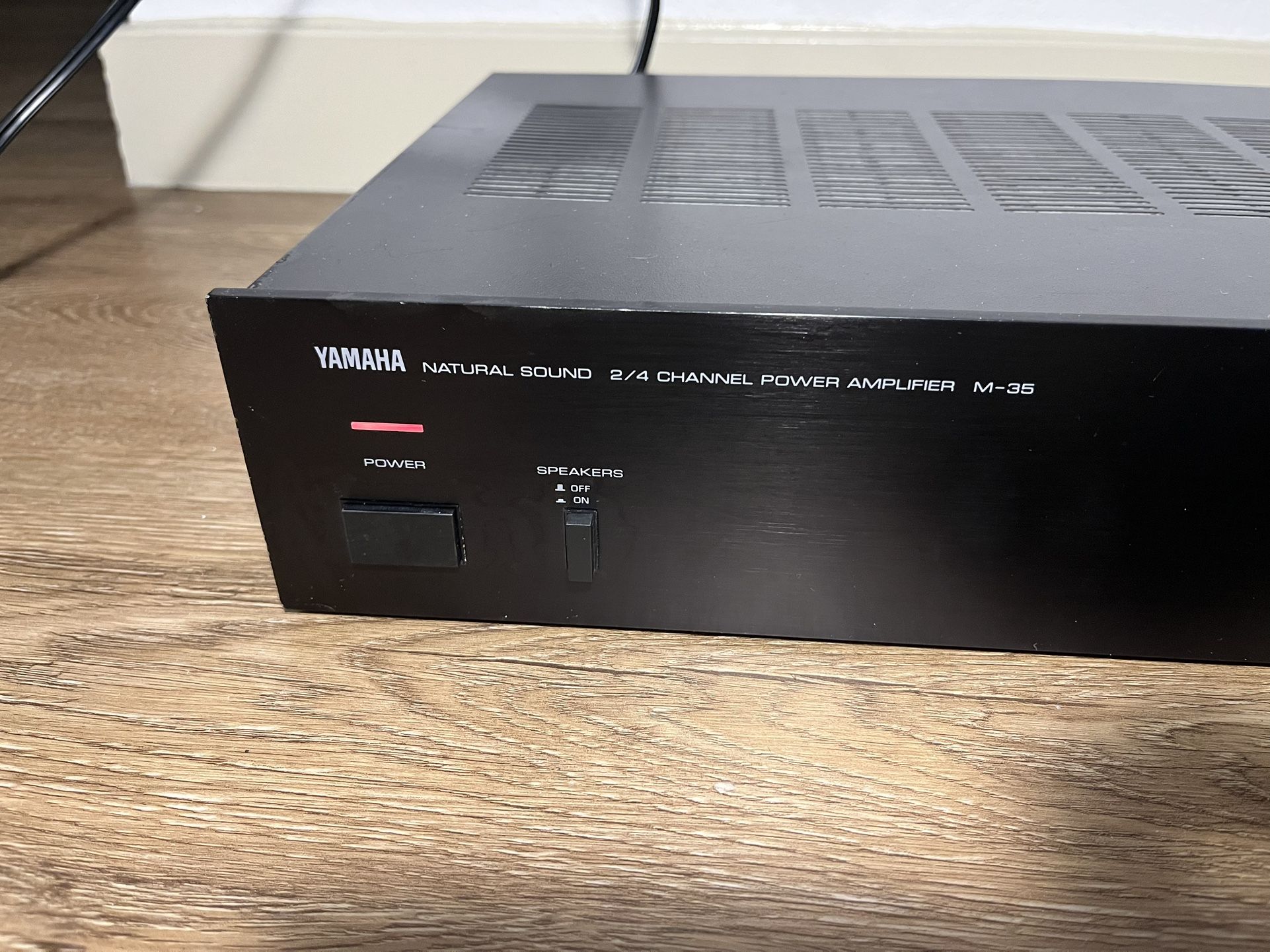 Vintage Yamaha M-35 Stereo 2-4 Ch. Power Amplifier