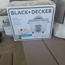 Black & Decker 6-cup Rice Cooker & Steamer In Chandler 