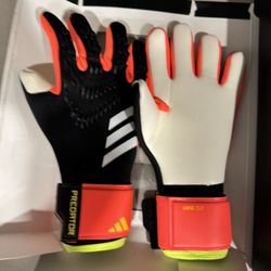 Pred Goalkeeper Gloves 