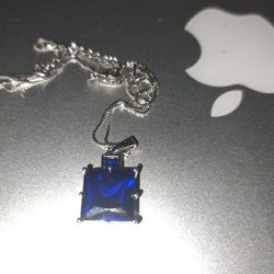 Silver Safiro Pendant 