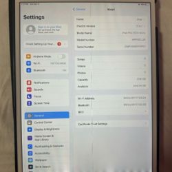 iPad Pro 10.5”. Model MPF12LL/A 256GB Wi-Fi