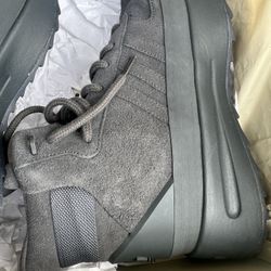 Fear of god …Athletics Los Angeles HKR Size 10