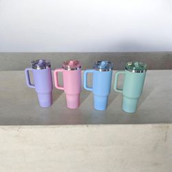40 oz Tumbler Macaron