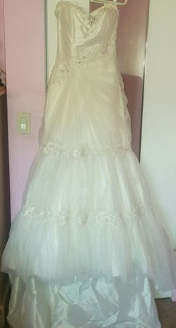 Wedding dress