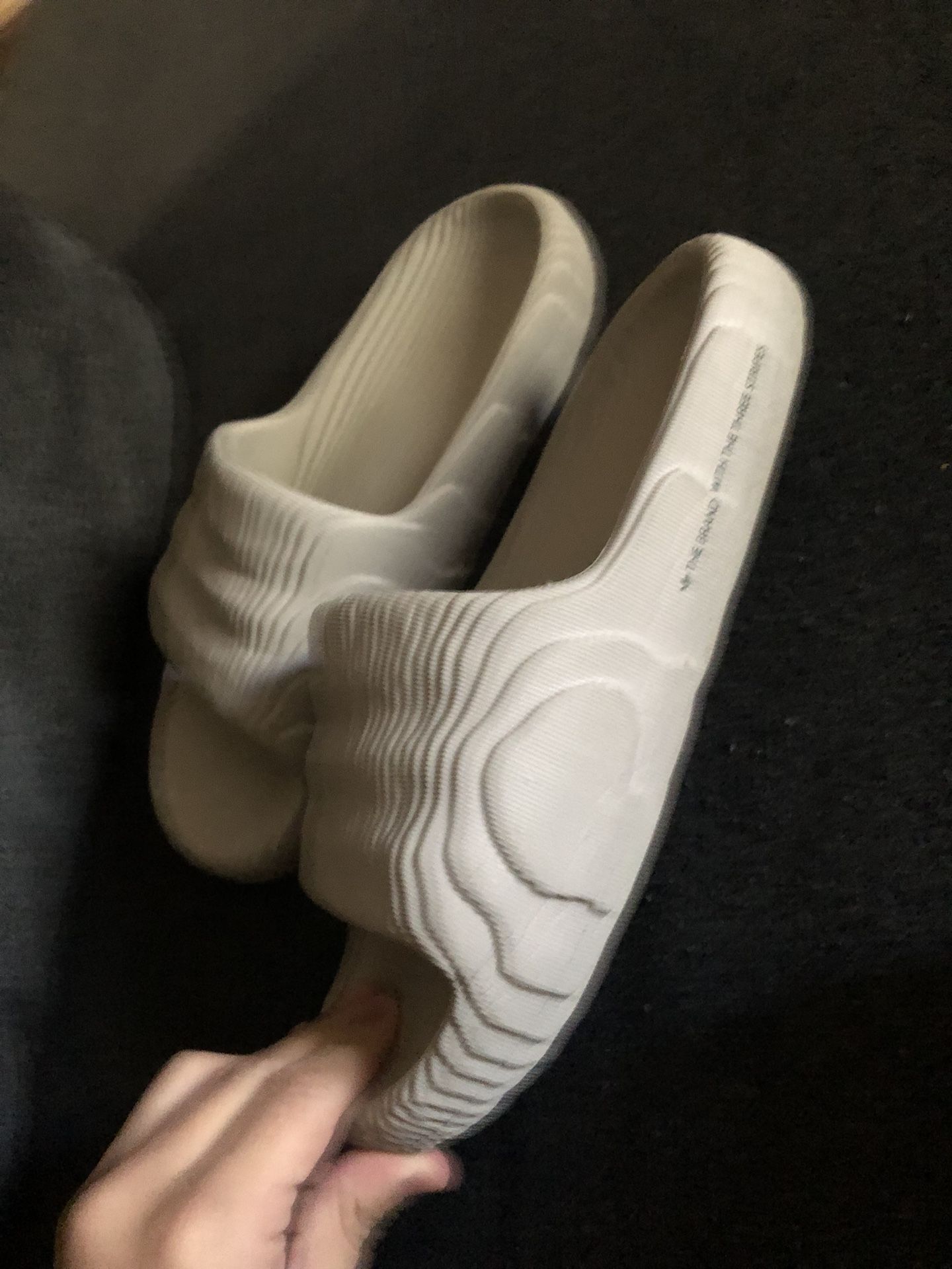 ADIDAS  ADILETTE 22 SLIDES