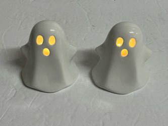 Lot of 2 Halloween Ceramic Ghosts (4”)