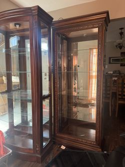 Cabinets With Lights