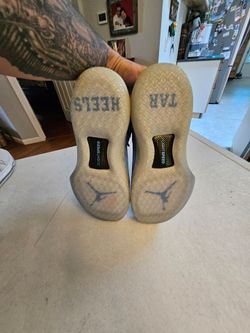 Basketball sneakers