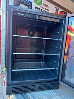 Hisense Beverage Cooler Refrigerator