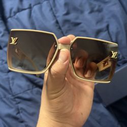 LV Glasses 