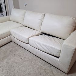 J&M Lauren Italian Leather Sleeper Sectional w/ Storage – Modern – Good Condition