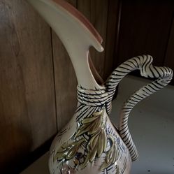 Vintage Hull Art pottery
