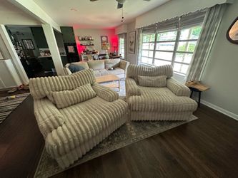 Cindy Crawford Home Swivel Hudson Chairs