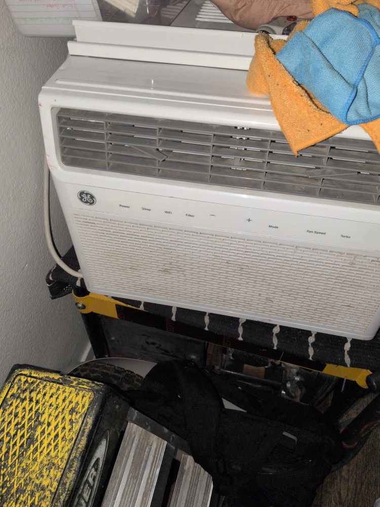 AC UNIT