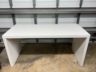white wooden desk