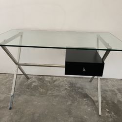 Modern Office Desk. 