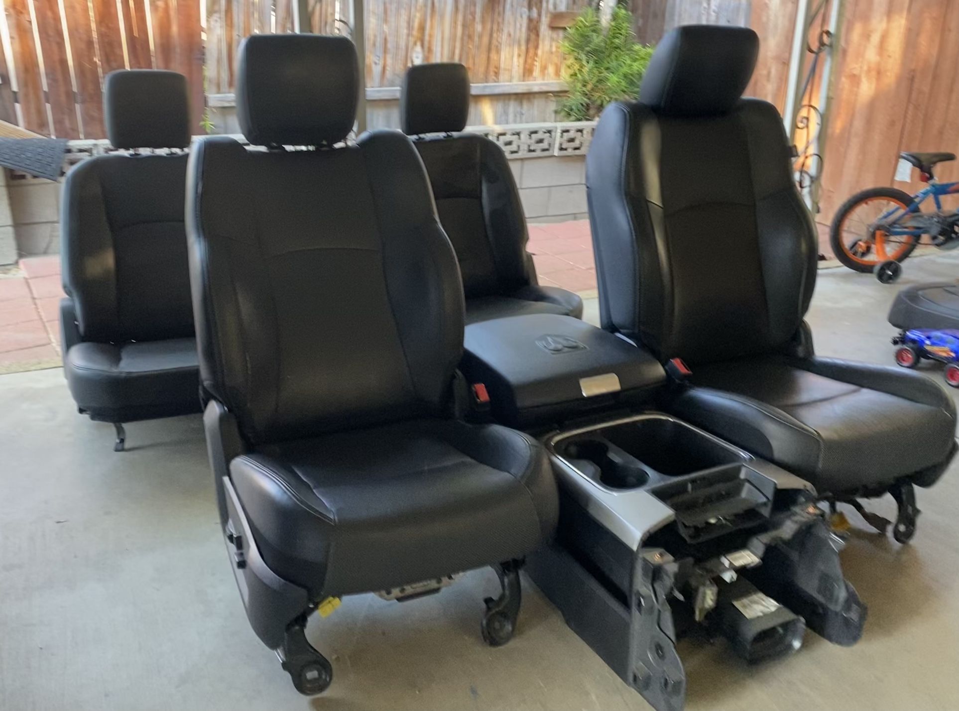 Ram Laramie Seats , Console And Panels