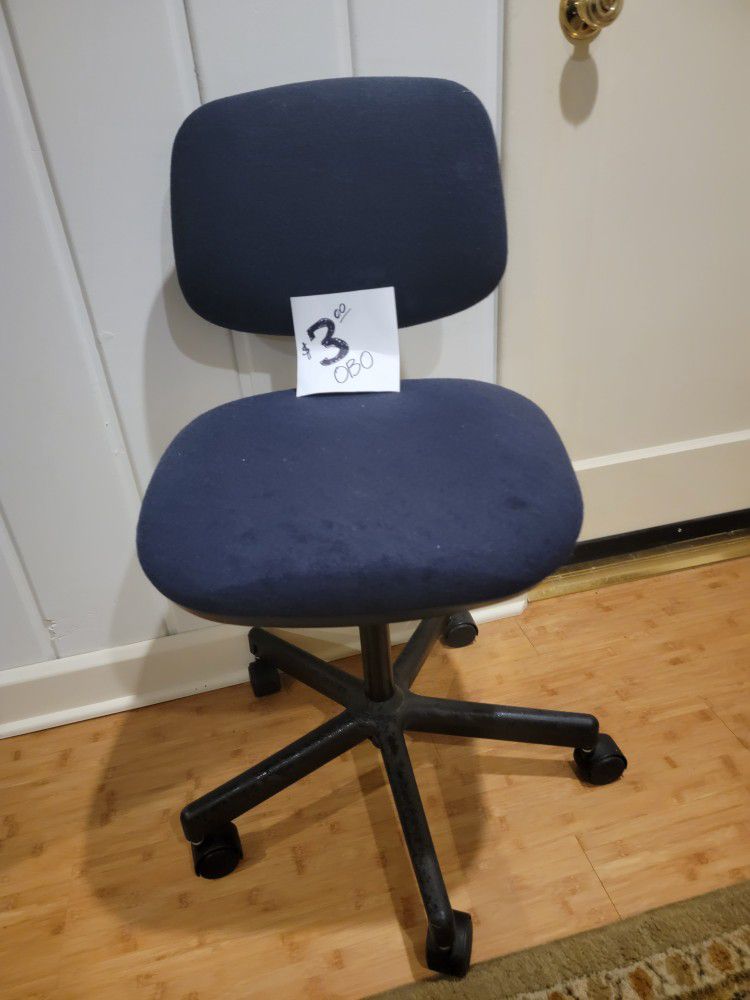 Navy Adjustble Rolling Desk Chair
