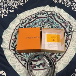 Lv Belt Authentic 