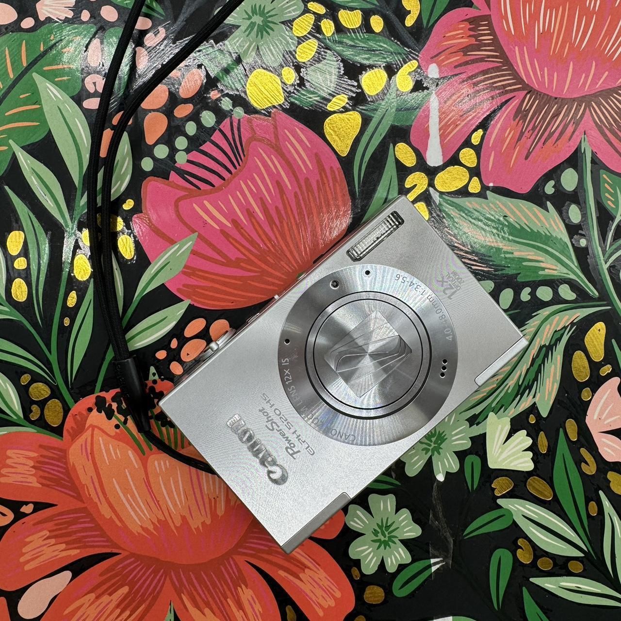Canon Silver and Grey Cameras-and-accessories(143)32
