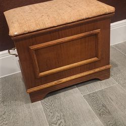 Wood Stool With Removable Top