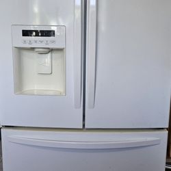 Kenmore Refrigerator  (Free)