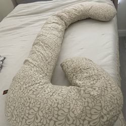 LeachCo Pregnancy Pillow