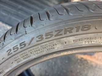 255 / 35 R 18 (1) TIRE LAUFENN