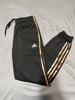adidas Essentials Warm-Up Tapered 3-Stripes Camo Track Jogger Pants Black Sz S