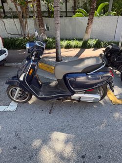 Kymco Like 150 Scooter – 8,253 Miles, Clean, Runs Great
