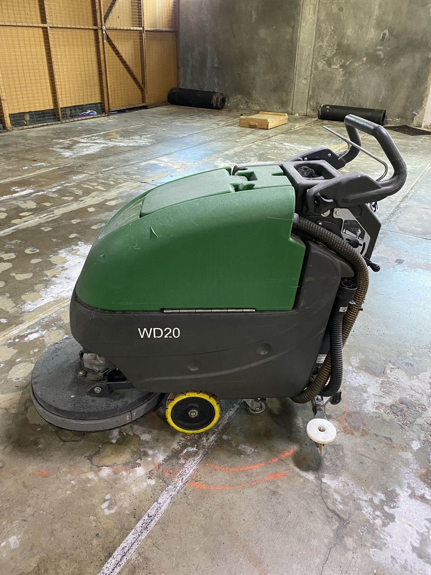 Bulldog WD20 Floor Scrubber