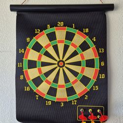 Magnetic dartboard