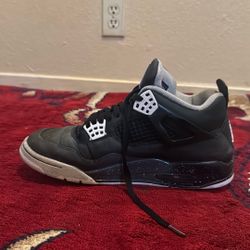 Jordan 4