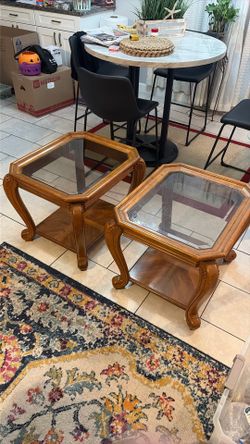 2 HEAVY DUTY OAK WOODEN & Glass top end tables excellent cond