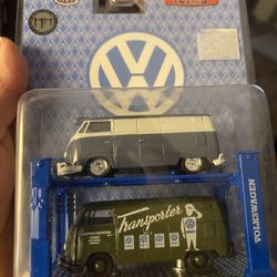 Hot wheels/M2 machines 1960 VW vans