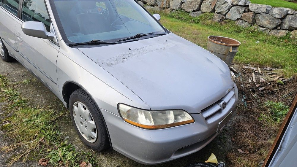 1999 Honda Accord LX (PARTS CAR)