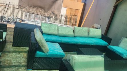 Liquidación De Set De Patio / Patio Set Clearance 