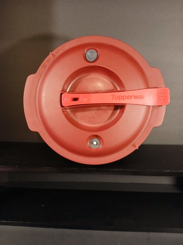 Tupperware 3L Microwave Pressure Cooker 7643A-2
