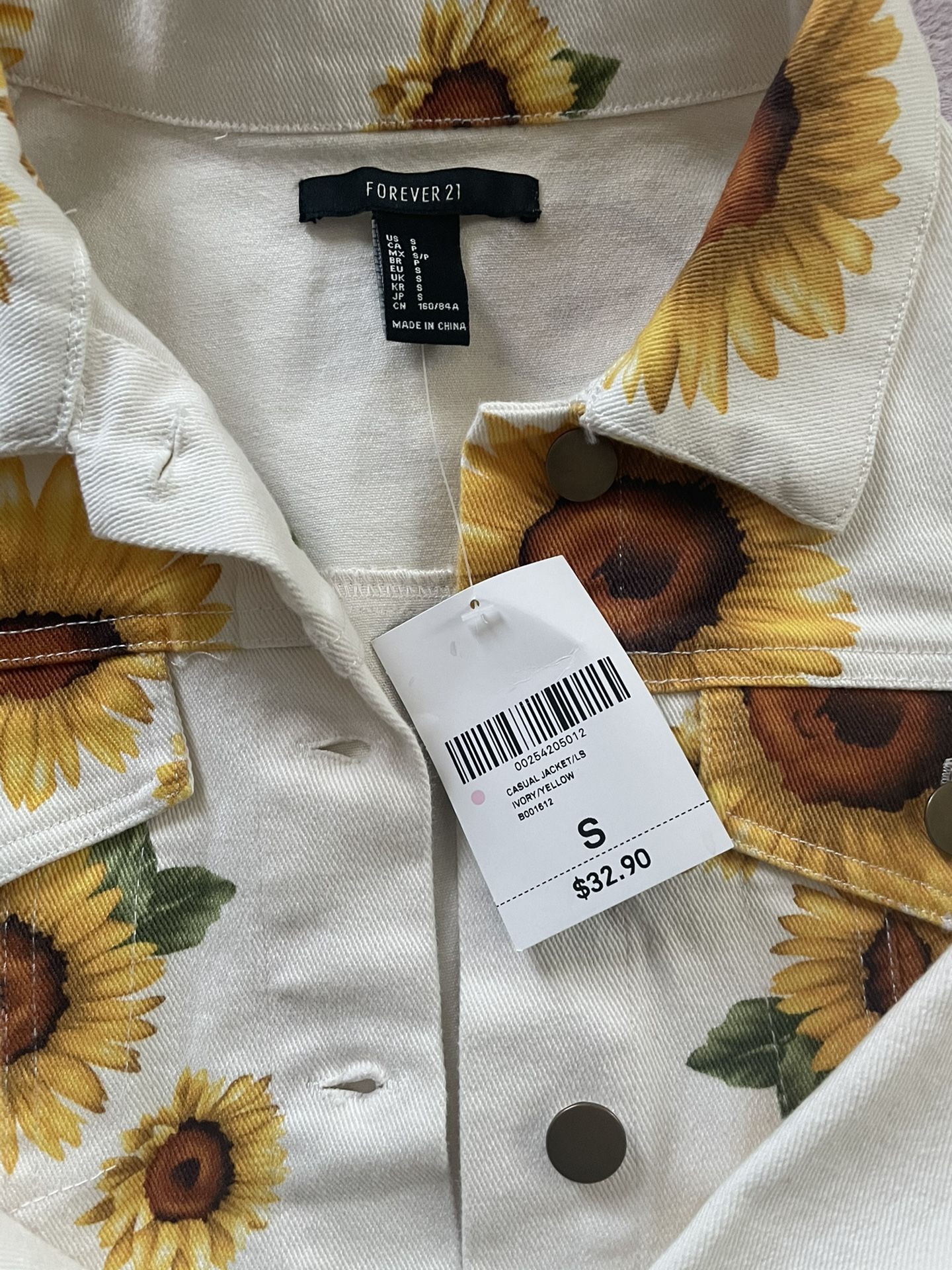 Forever 21 Sunflower Jean Jacket for Sale in El Cajon CA OfferUp