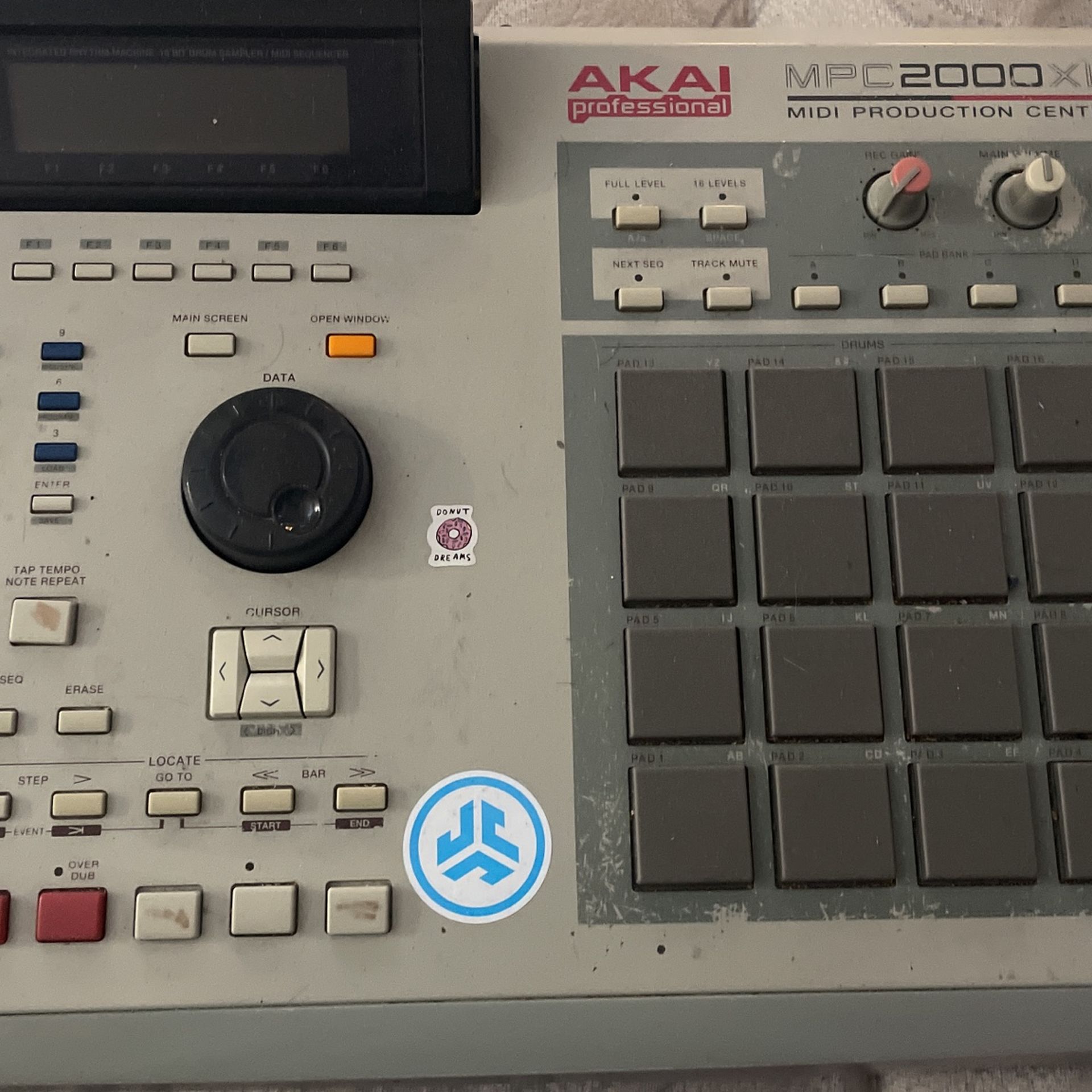 Mpc 2000XL