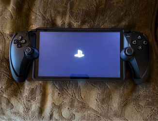PlayStation 5 Portal in premium hardshell case.