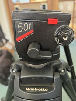 (REAL) Pro Tripod